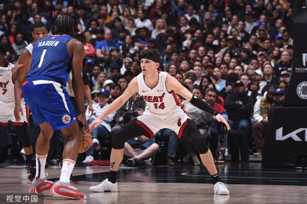 身体对抗的 身体对抗的